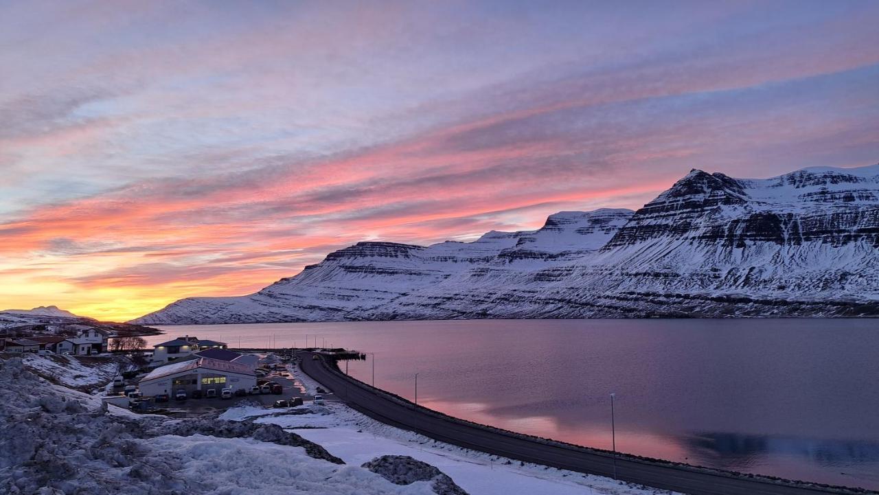 Reydarfjordur Apartment Exterior foto